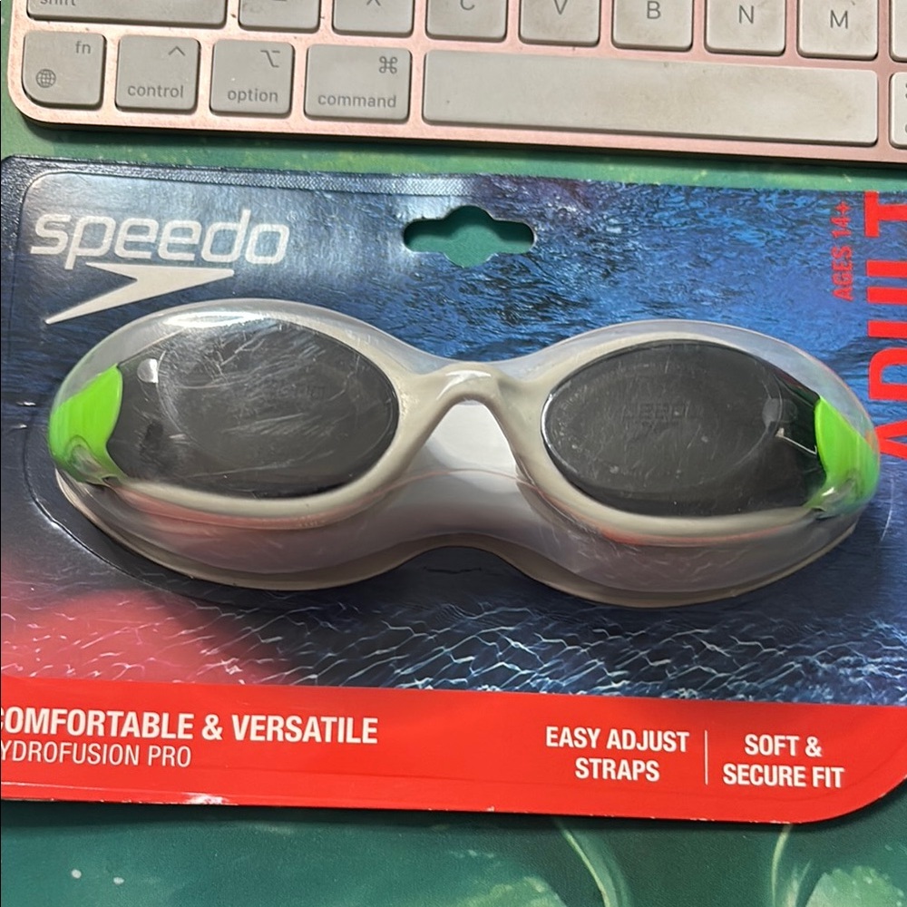 Speedo Kids Swim Goggles - Gray and Green